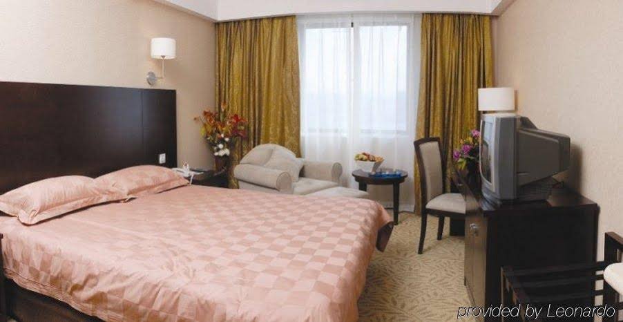 Фото Ariva Beijing West Hotel & Serviced Apartments