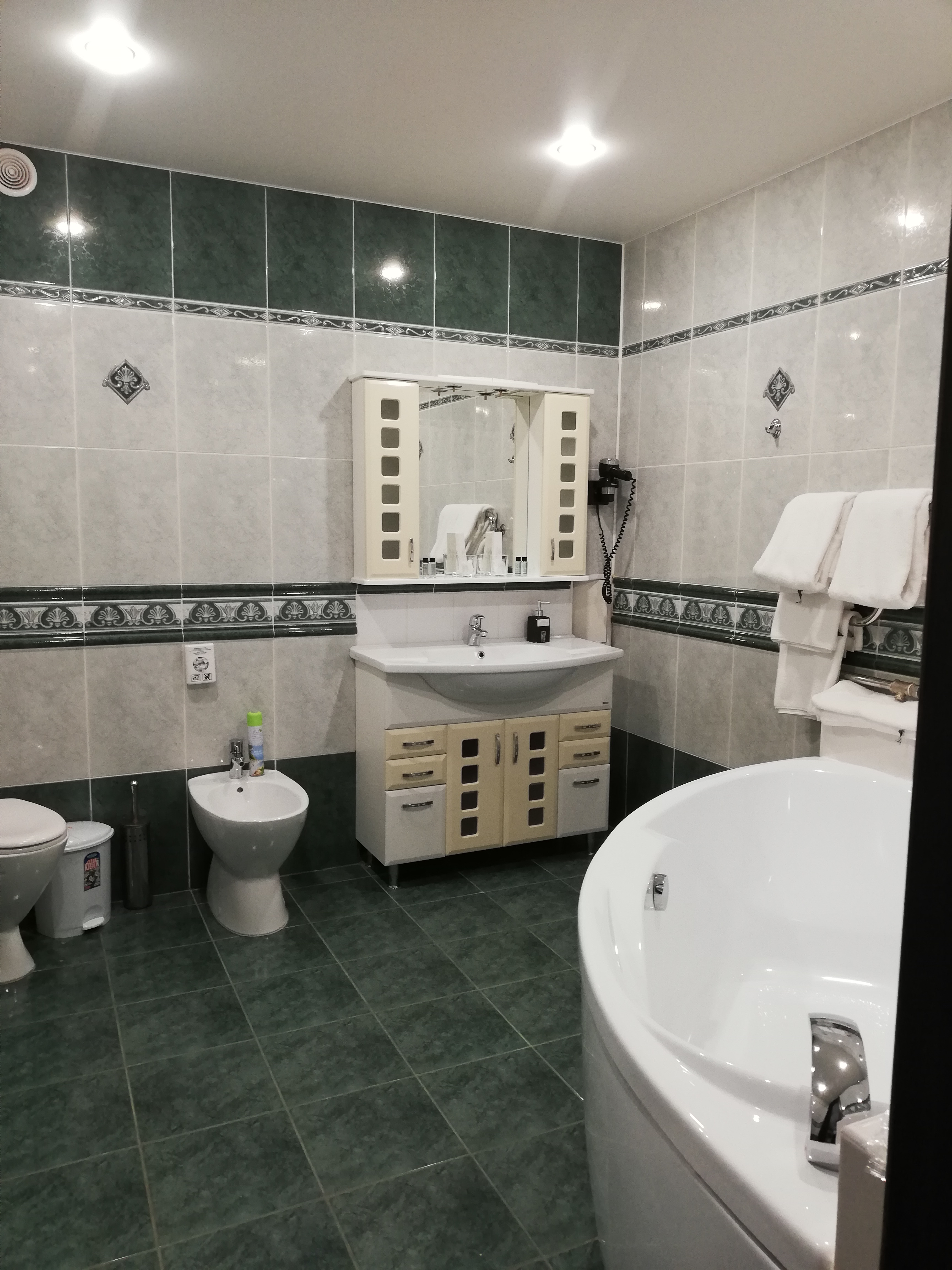 Фото Премьер