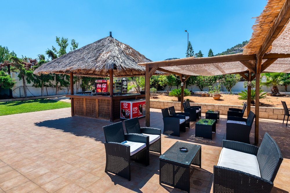 Фото W Suites by Estia