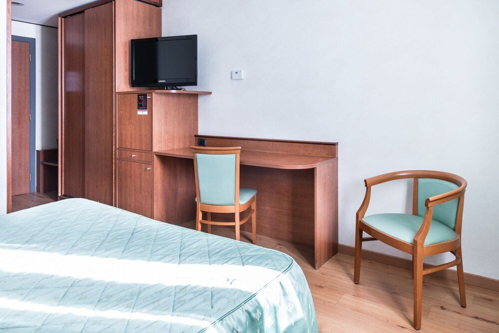 Фото Point Hotel