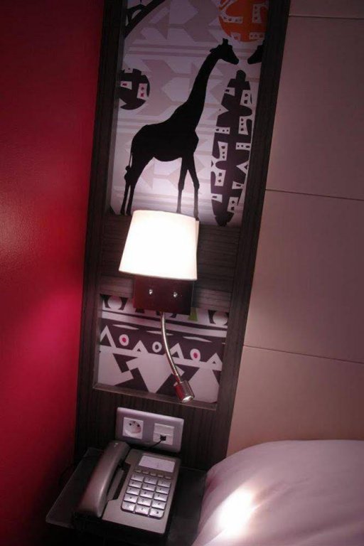 Фото ibis Styles Nantes Centre Place Graslin Hotel