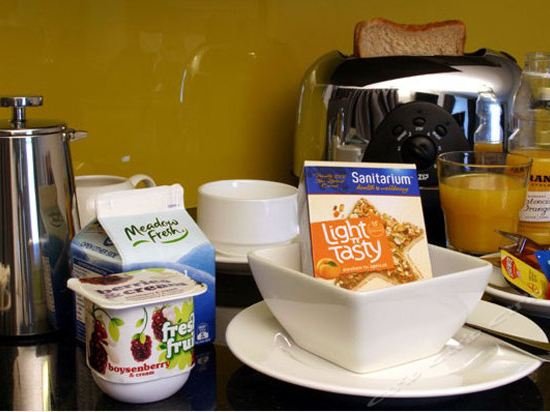 Фото Quality Suites Alexander Inn