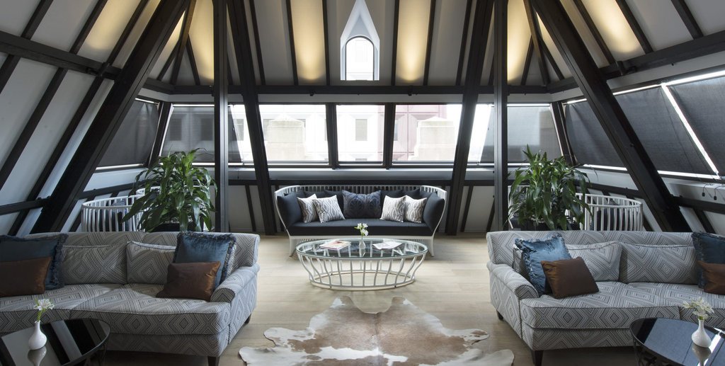 Фото Mayfair Hotel