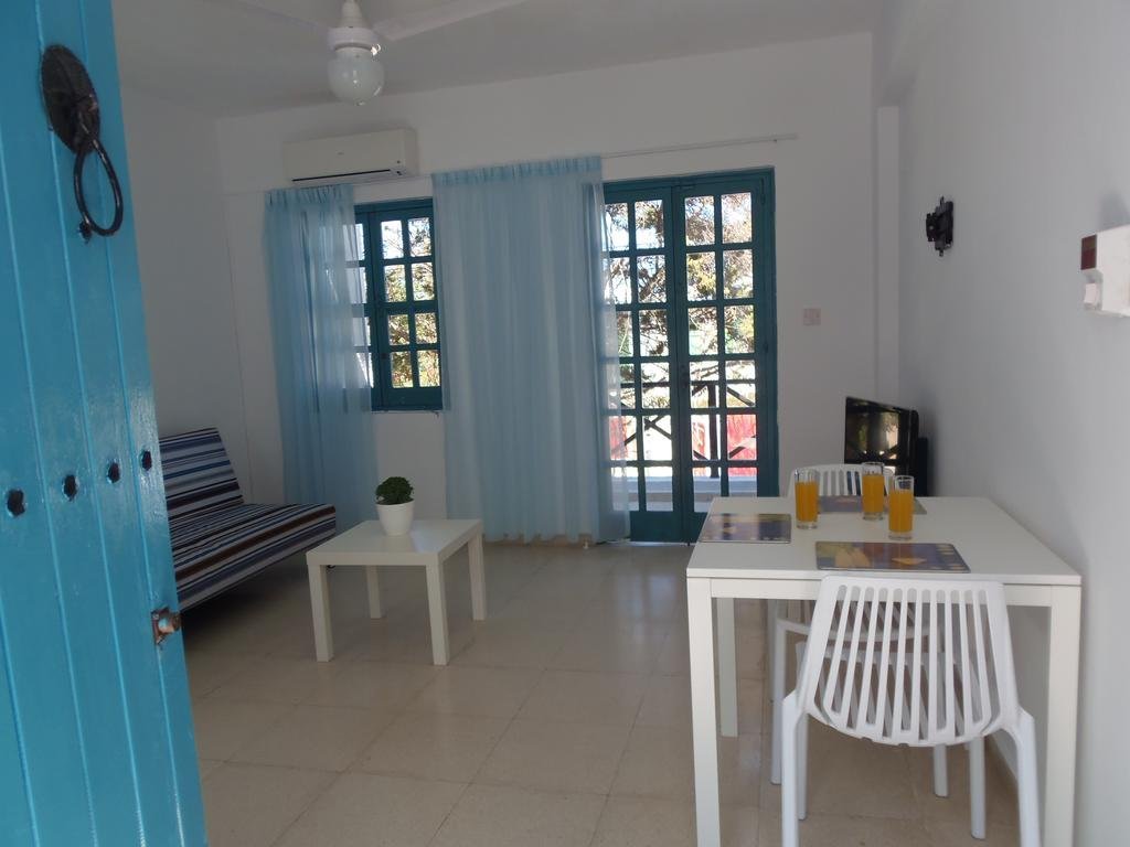 Фото Light & Blue Marelia Apartments