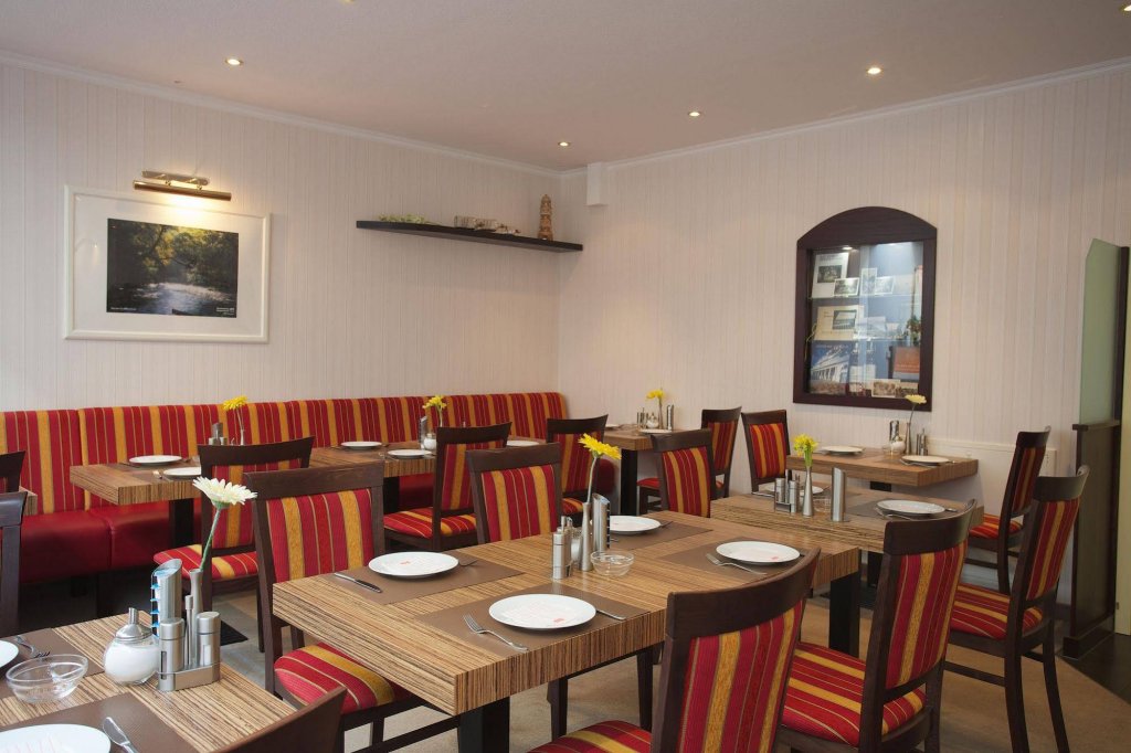 Фото Hotel Doberaner Hof