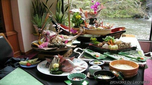 Гостиница Tokushima Grand Hotel Kairakue в Токусиме