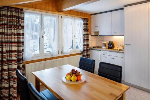 Hotel Chalet Altenhaus, Grindelwald, photo