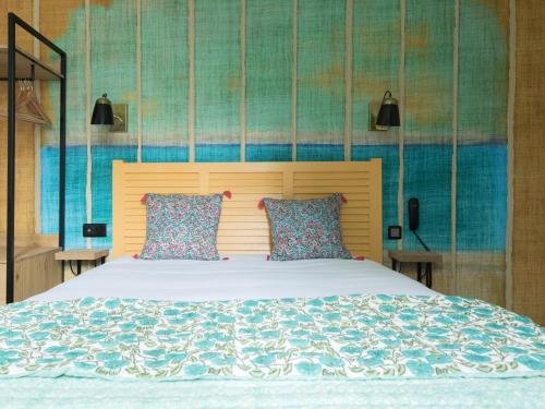 Фото Hôtel Les Charmettes