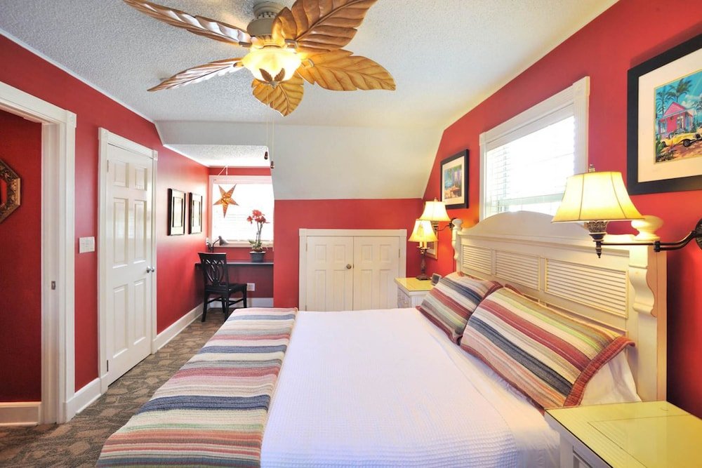 Фото Old Town Garden Villas