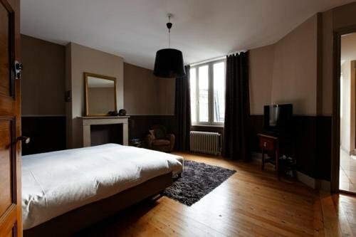 Гостиница La Villa 30 в Лилле