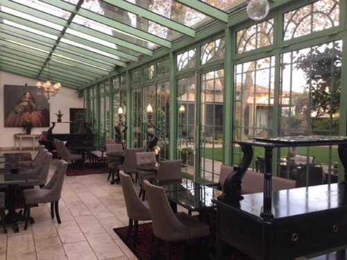 Гостиница Villa Mazarin в Ниме