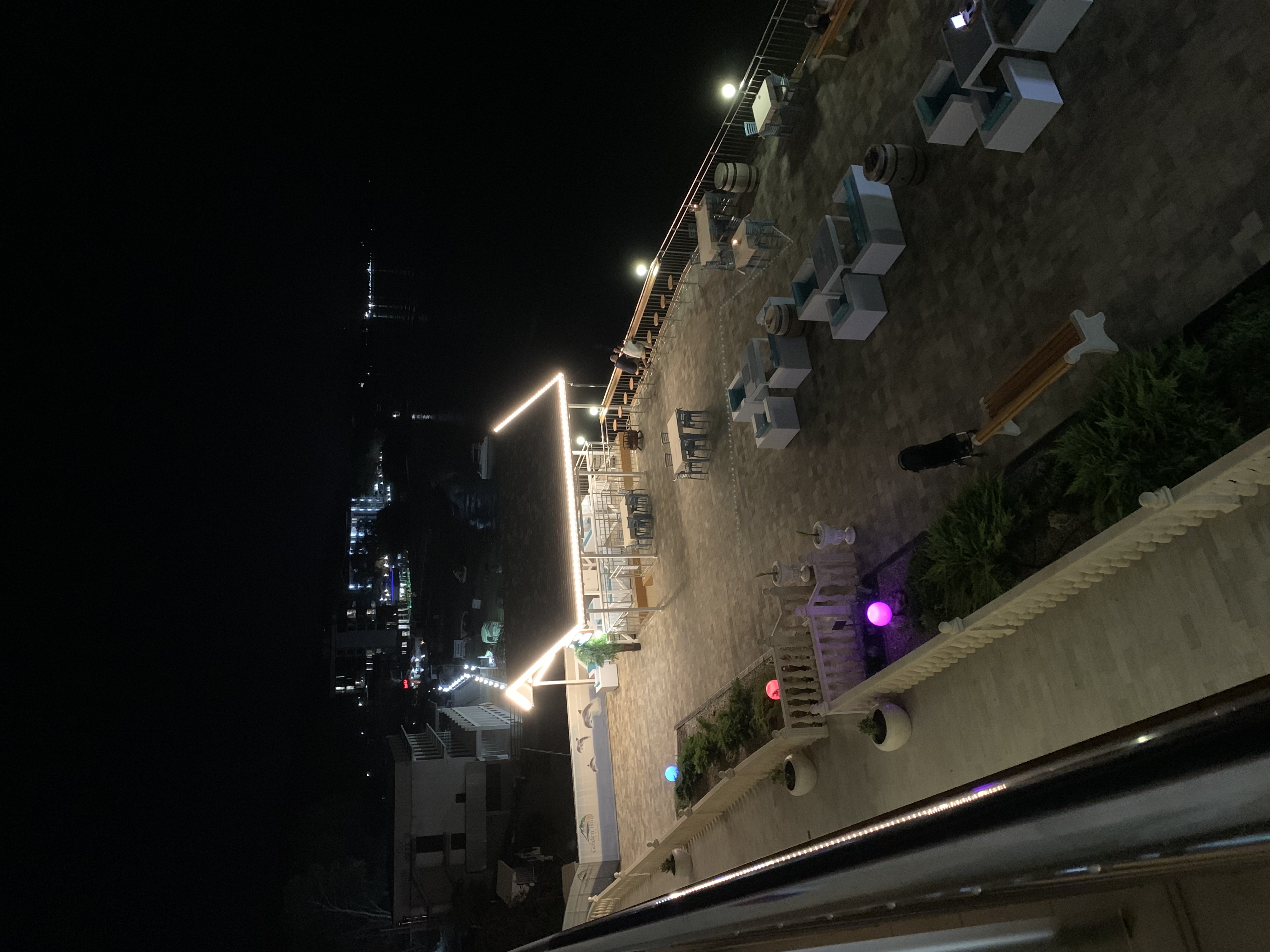 Фото Golden Hills