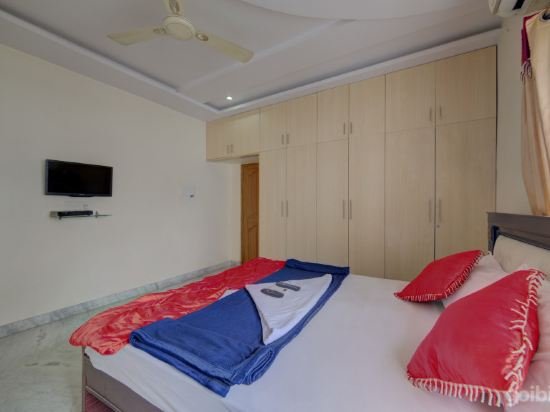 Фото Hotel Maruthi Residency Inn