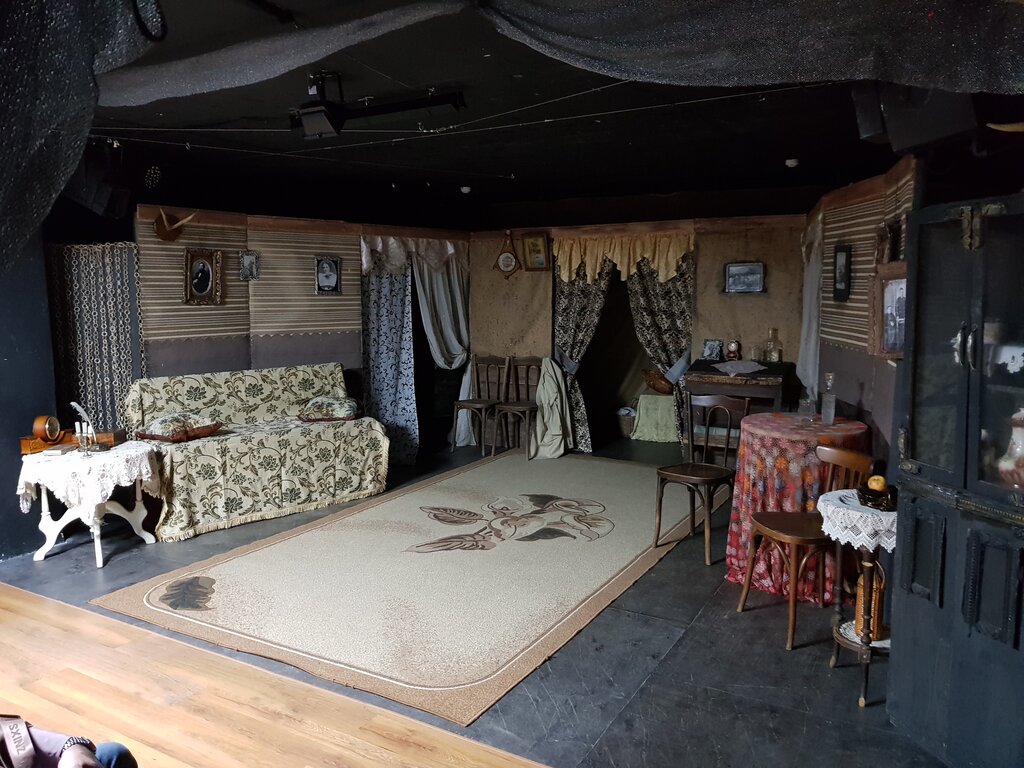 Tiyatrolar Vek Zhıznı, Perm, foto