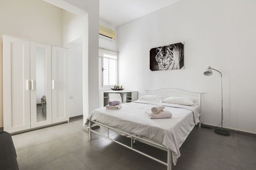 Фото Studio for 2 people Near Bograshov Beach