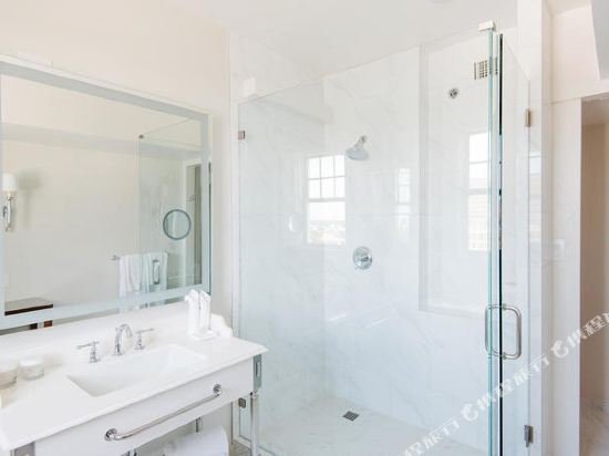 Фото Warwick Melrose Dallas