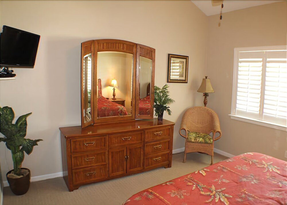 Фото 2 Bed, 2.5 Baths, Sleeps 6, Ocean View - Summerhouse 147