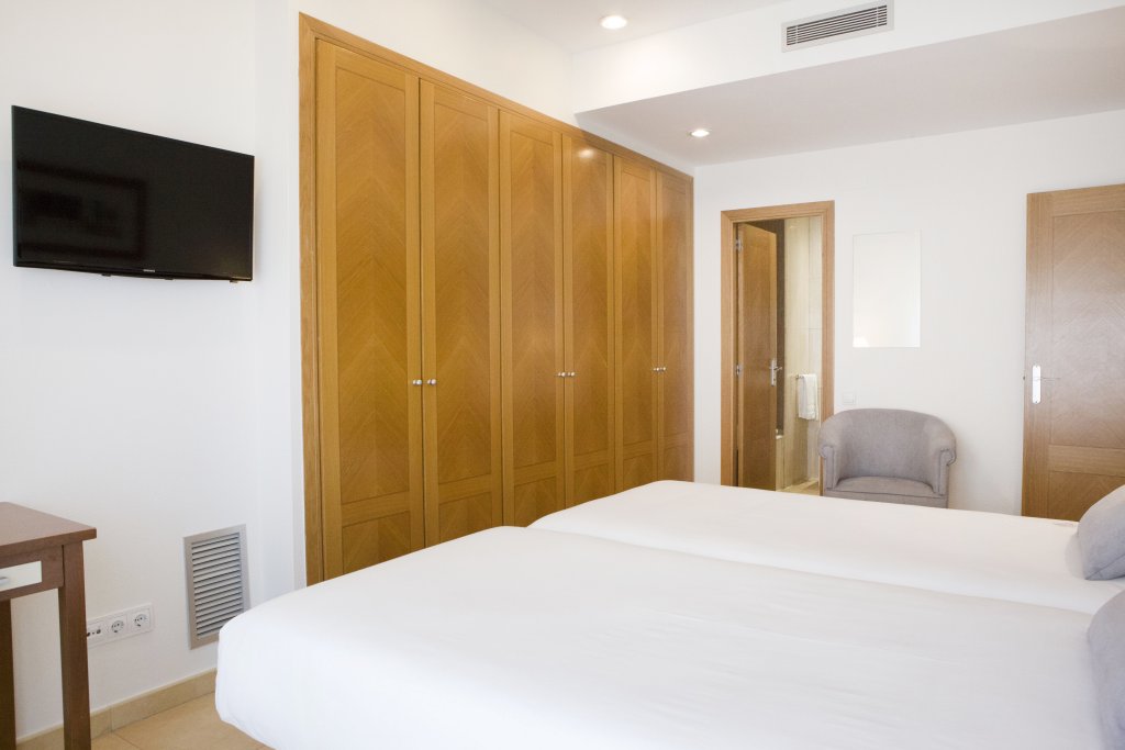 Фото Apartahotel Albufera