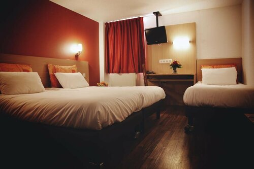 Hotel La Roseraie - Hotel & Restaurant, Hauts‑de‑Seine, photo