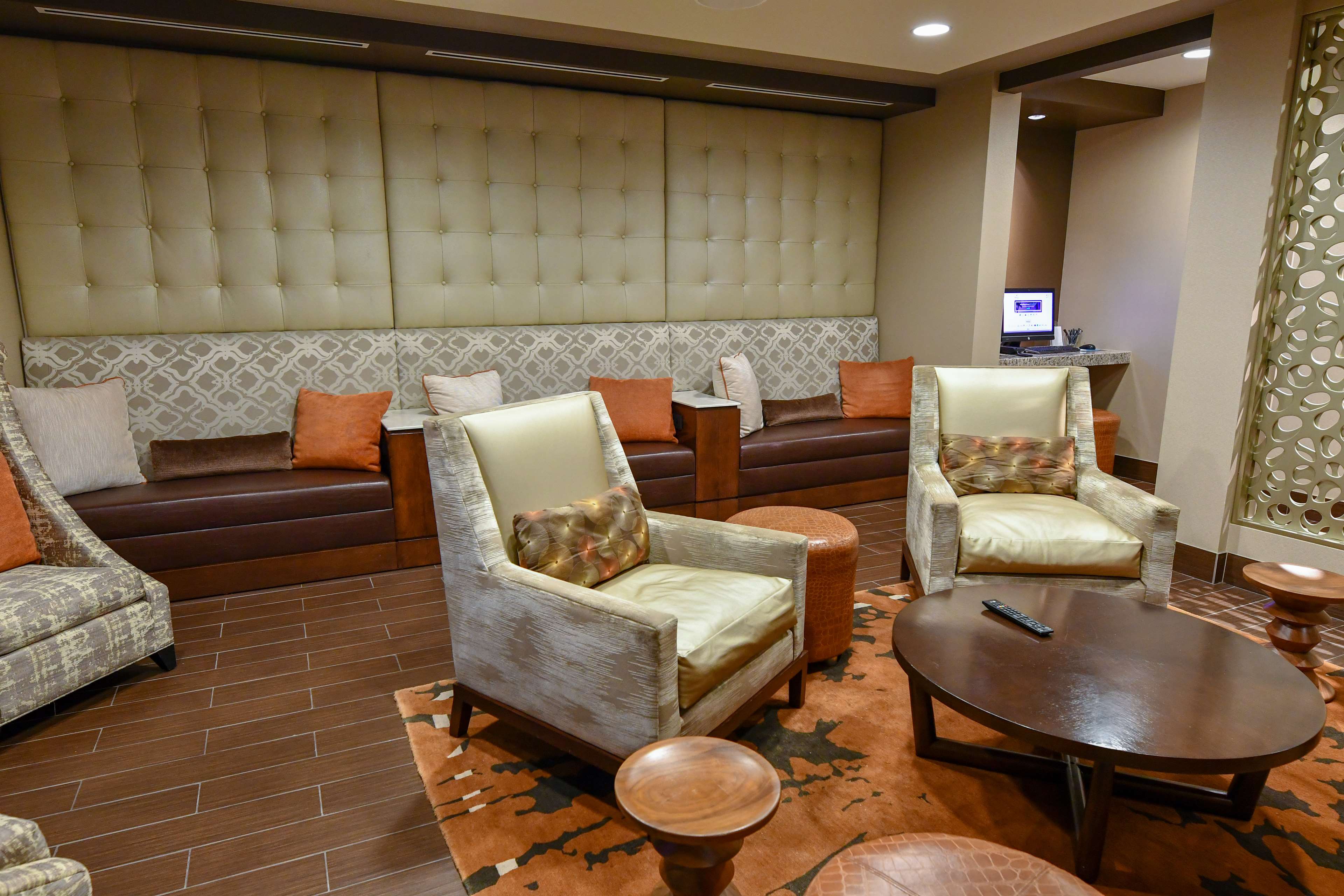 Фото Hilton Dallas/Plano Granite Park