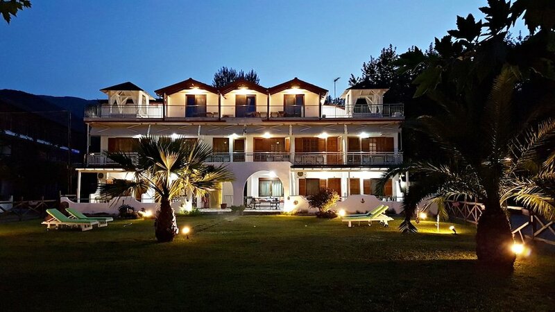 Апартаменты Studios & Apartments Efrosini