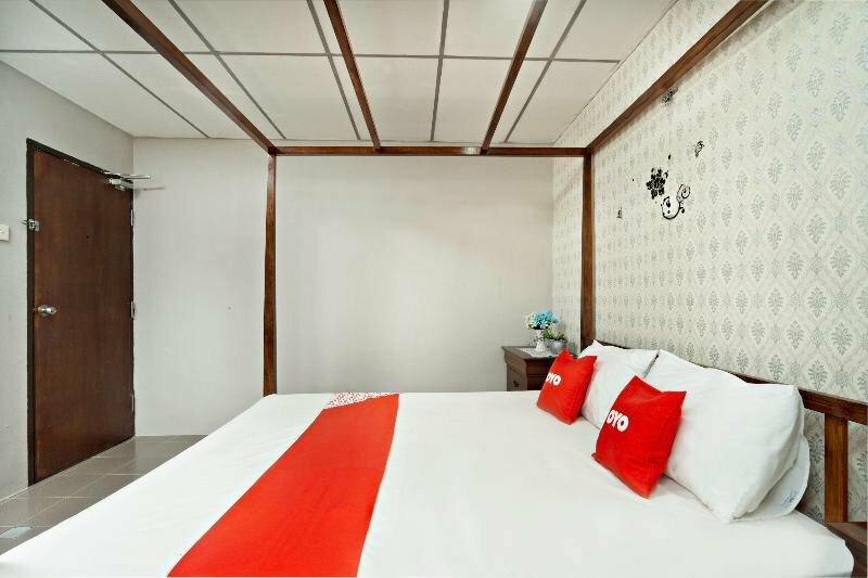 Hotel Oyo 90929 DJ Hotel, State of Perak, photo