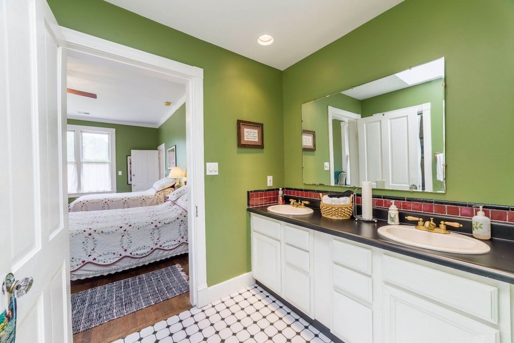 Фото Blue Heron B&b and Retreat Center