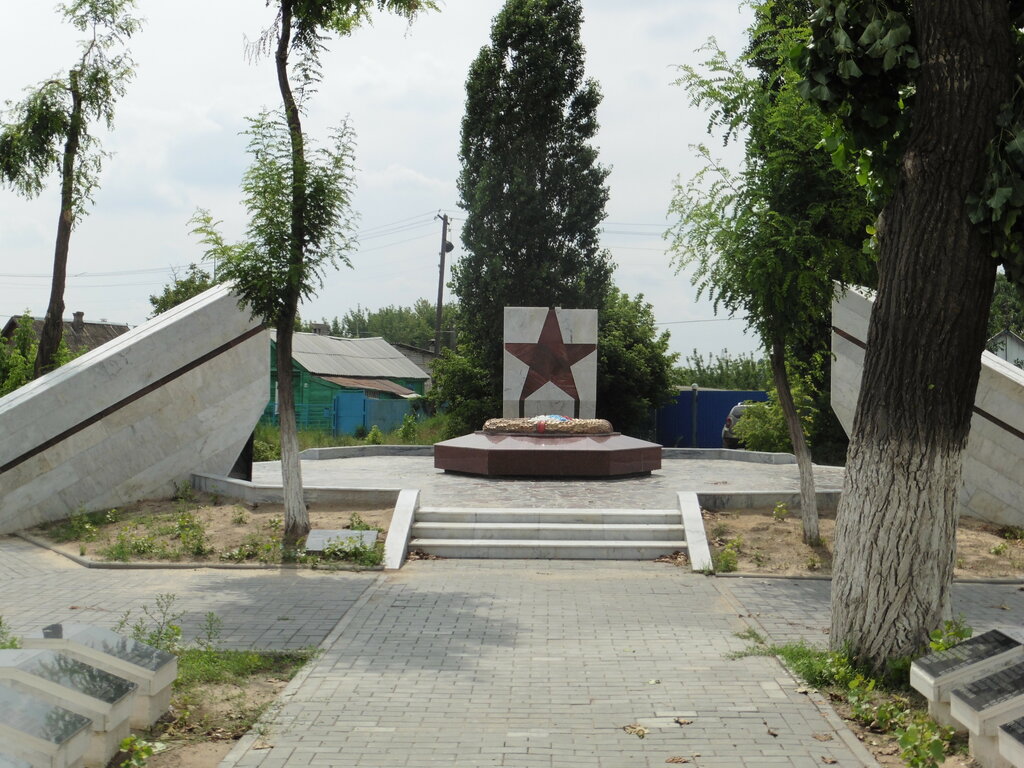 Памятник, мемориал Мемориал Великой Отечественной войны, Волгоградская область, фото