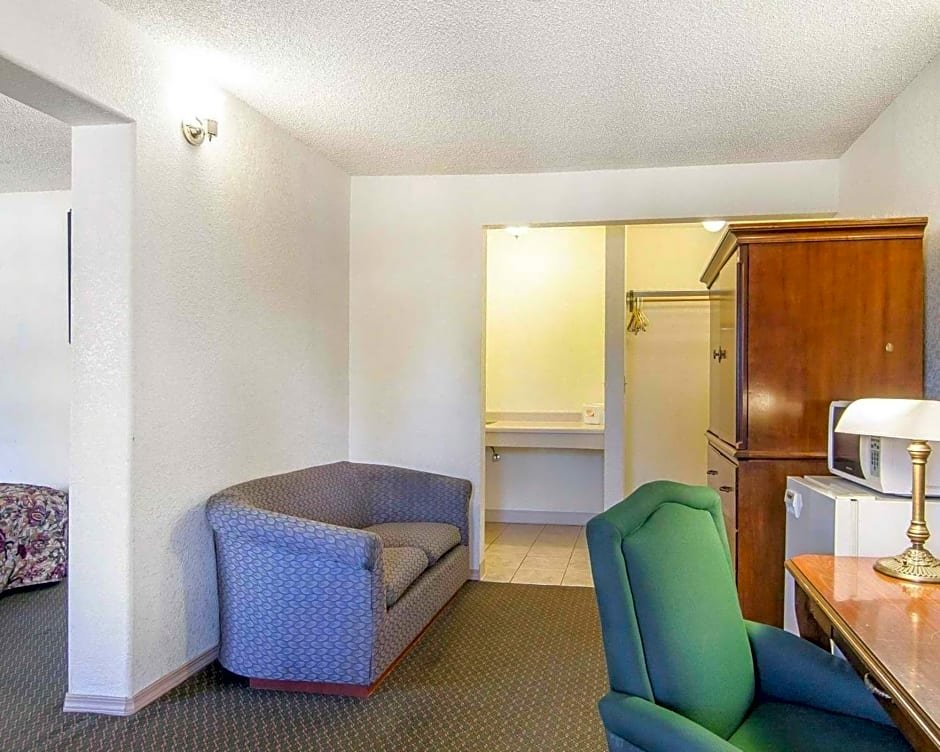 Фото Econo Lodge Eugene