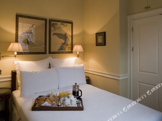 Фото Cranley Hotel London