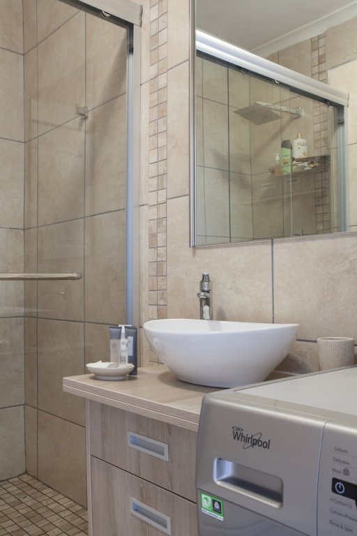 Фото Cape Town Beachfront Apartments At Leisure Bay