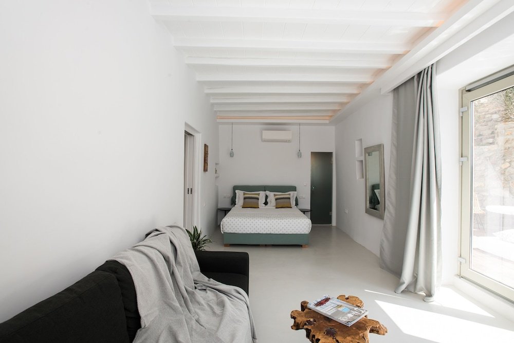 Фото Mykonos Village