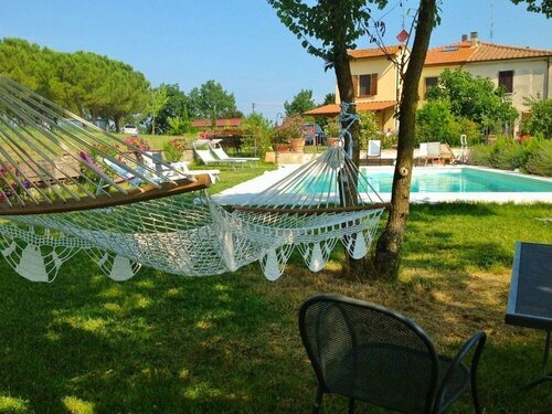Гостиница Beautiful private villa for 7 people with Wifi, private pool, TV and parking, close to Montepulc