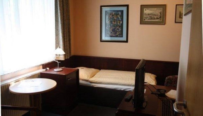 Фото Hotel Lonac