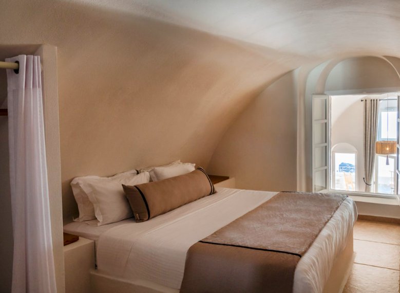 Фото La Maltese Buddha Beach Bar Santorin