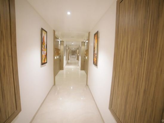 Фото Dhamma Grand Hotel Resort