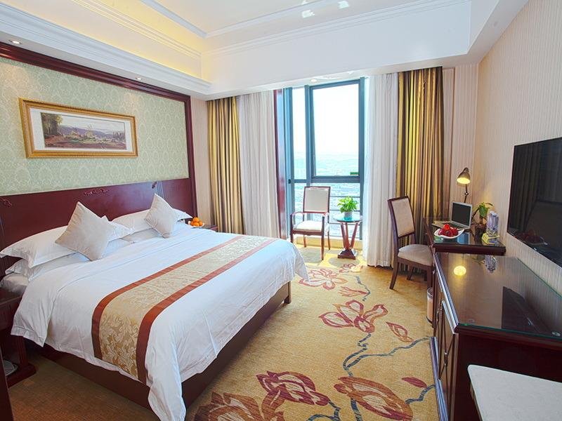Фото Vienna Hotel Jinan Liancheng Square Branch