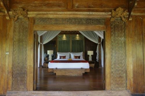 Фото Ubud Valley Boutique Resort