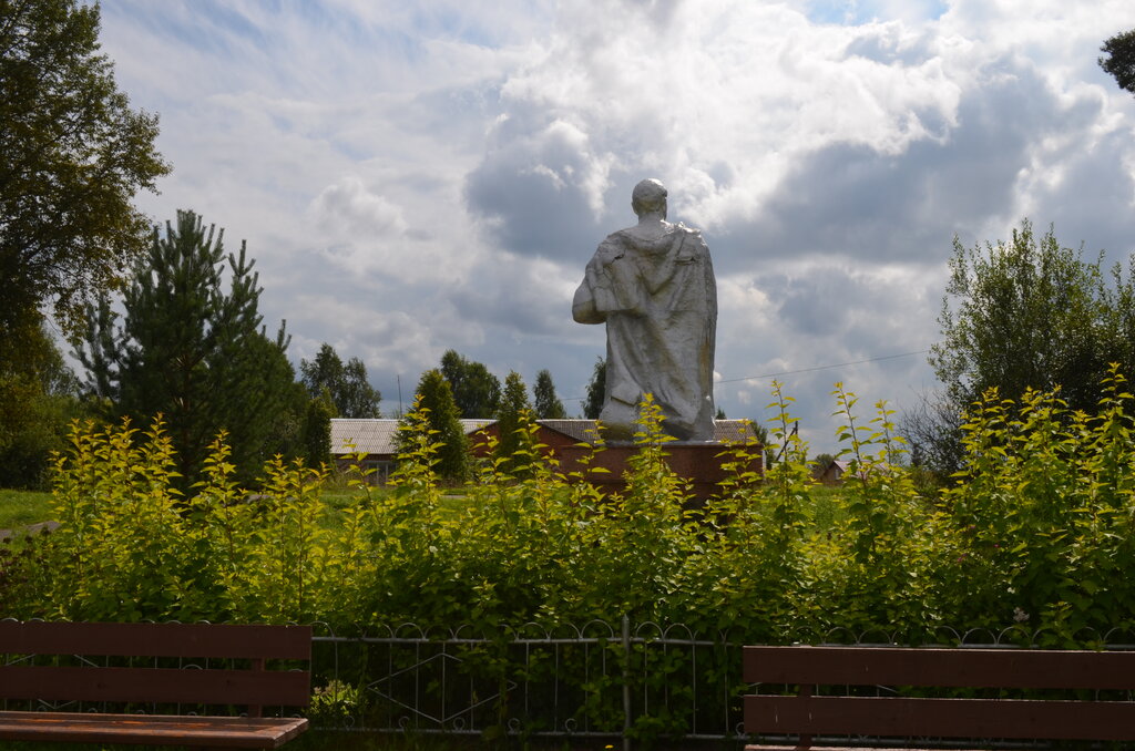 Monument, memorial Героям-землякам, погибшим в годы Великой Отечественной войны, Yaroslavl Oblast, photo