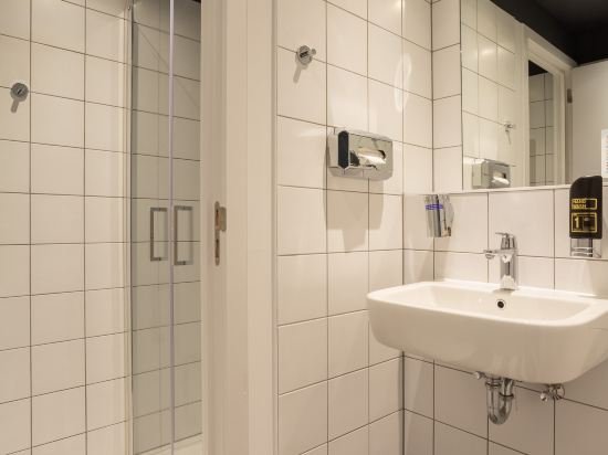 Фото Meininger Hotel Bruxelles Gare Du Midi
