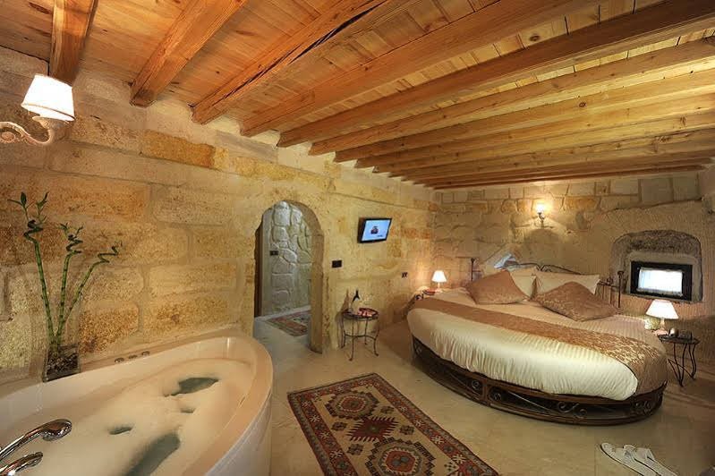 Фото Tafoni Houses Cave Hotel