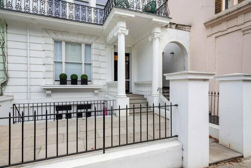 Жильё посуточно Stunning Notting Hill 1bed W Balcony Near Tube в Лондоне