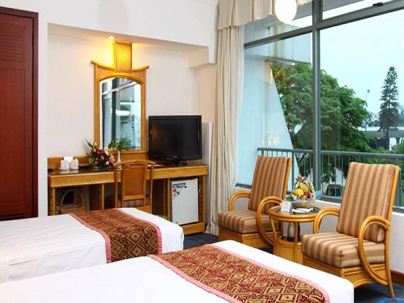 Фото The Tray Hotel