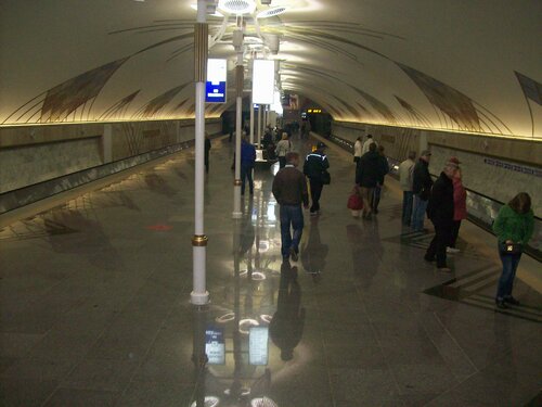 Teremky metro station (Kyiv, Akademika Hlushkova Avenue), metro station