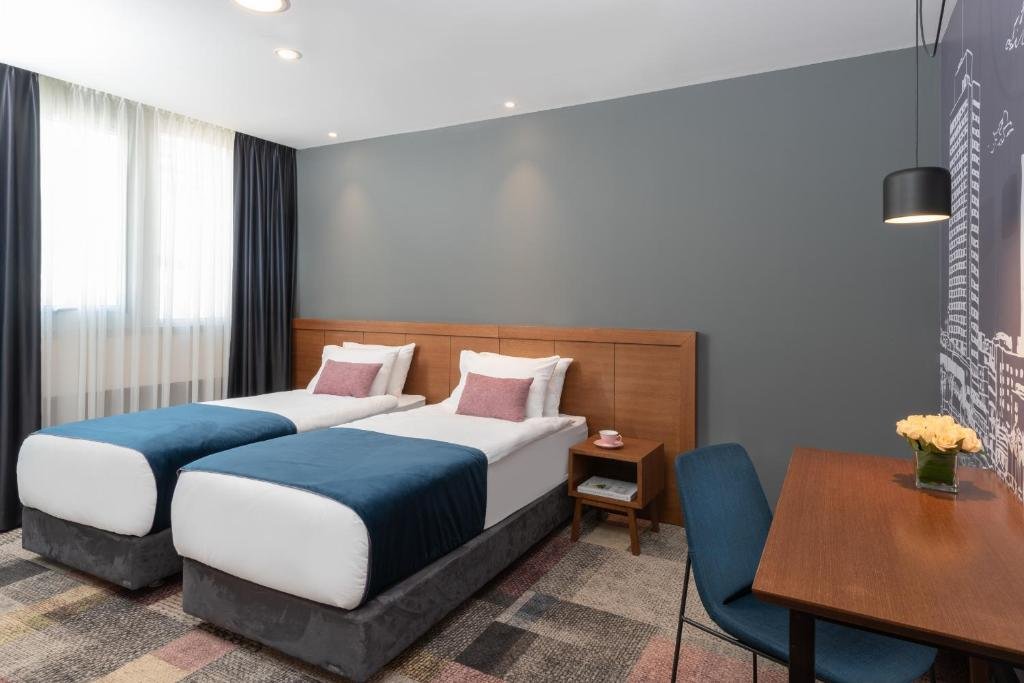 Фото Отель Embassy Tel Aviv