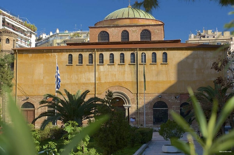 Фото Metropolitan Hotel