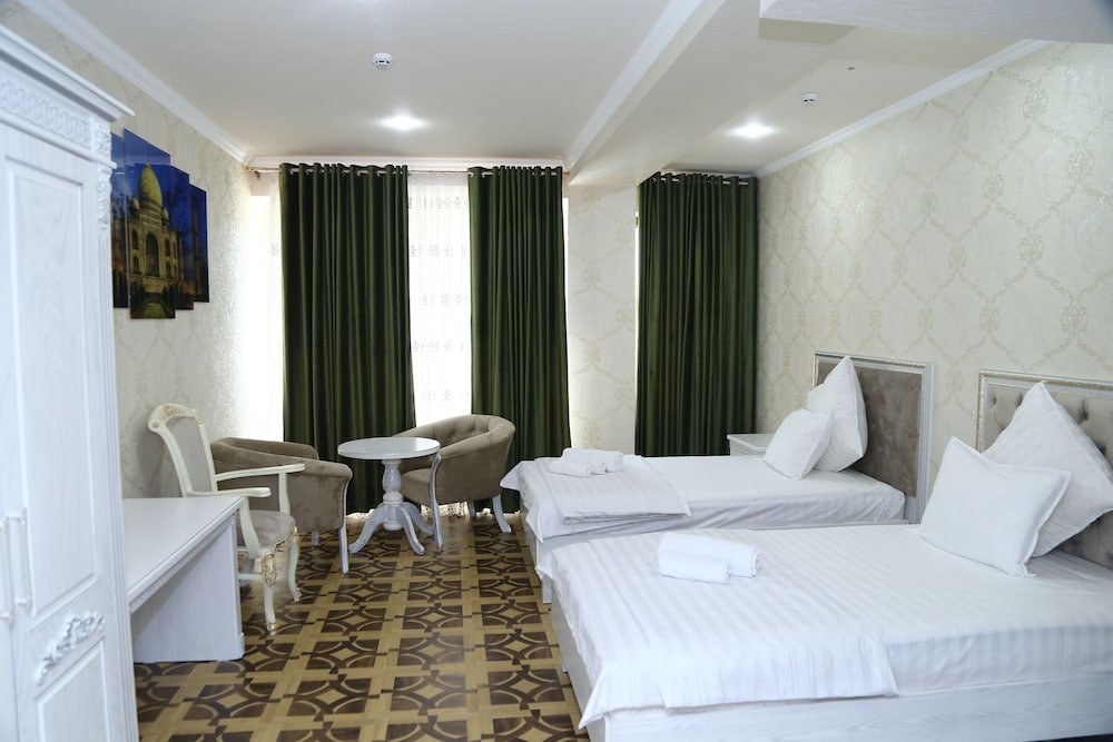 Фото Oydin Plaza