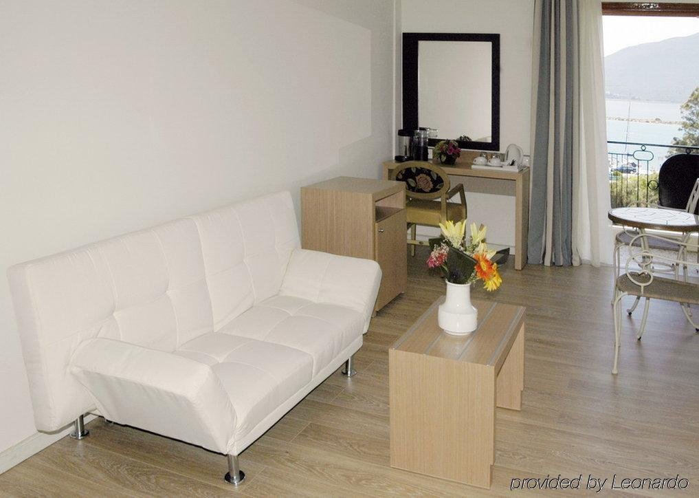 Фото Hotel Lefkas