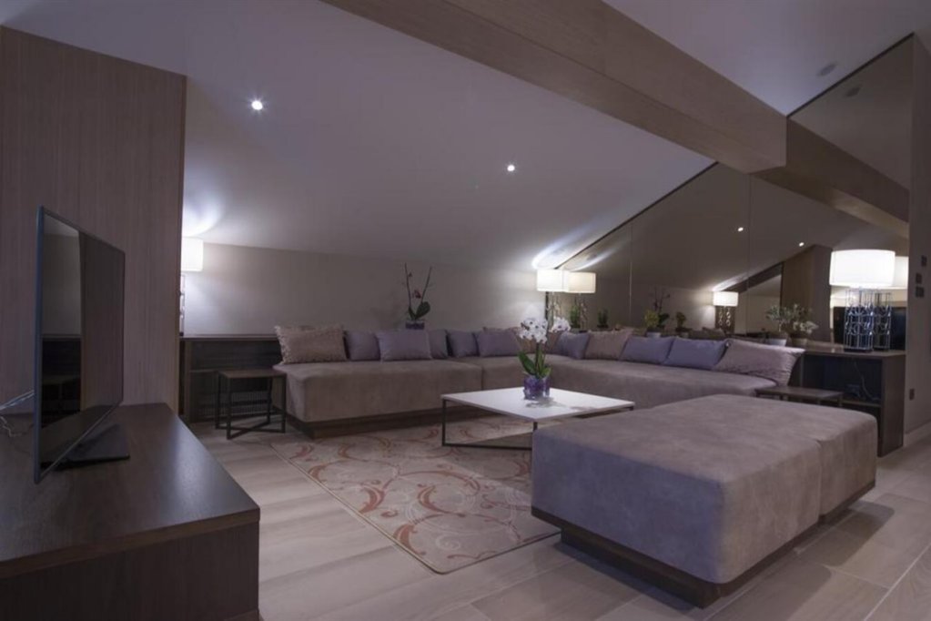 Фото Hotel Petrovac