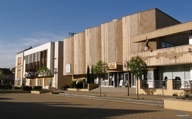 Фото отеля 2